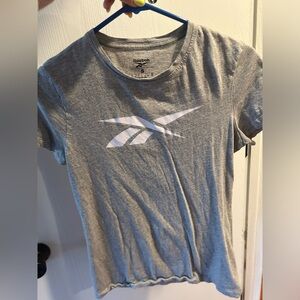 Reebok women’s shirt gray small